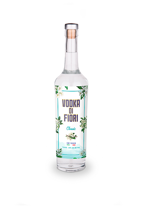 //www.distillerievincenzi.com/wp-content/uploads/2022/09/Classic_VodkaDiFiori.jpg